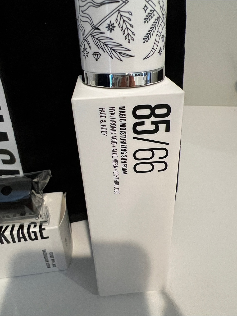 IL MAKIAGE magic moisturizer sun foam - Picture 2 of 6